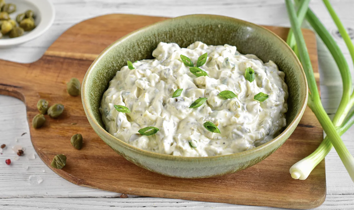 Ez a házi tartármártás recept mindent megváltoztat – Próbáld ki, és imádni fogod 2 Ez a házi tartármártás recept mindent megváltoztat – Próbáld ki, és imádni fogod