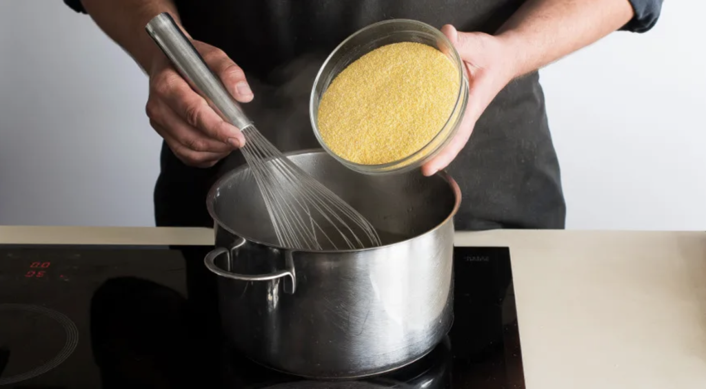 Ez a titkos gombapörkölt recept lenyűgözi a vendégeidet – készítsd el, mint egy igazi magyar 3 Ez a titkos gombapörkölt recept lenyűgözi a vendégeidet – készítsd el, mint egy igazi magyar