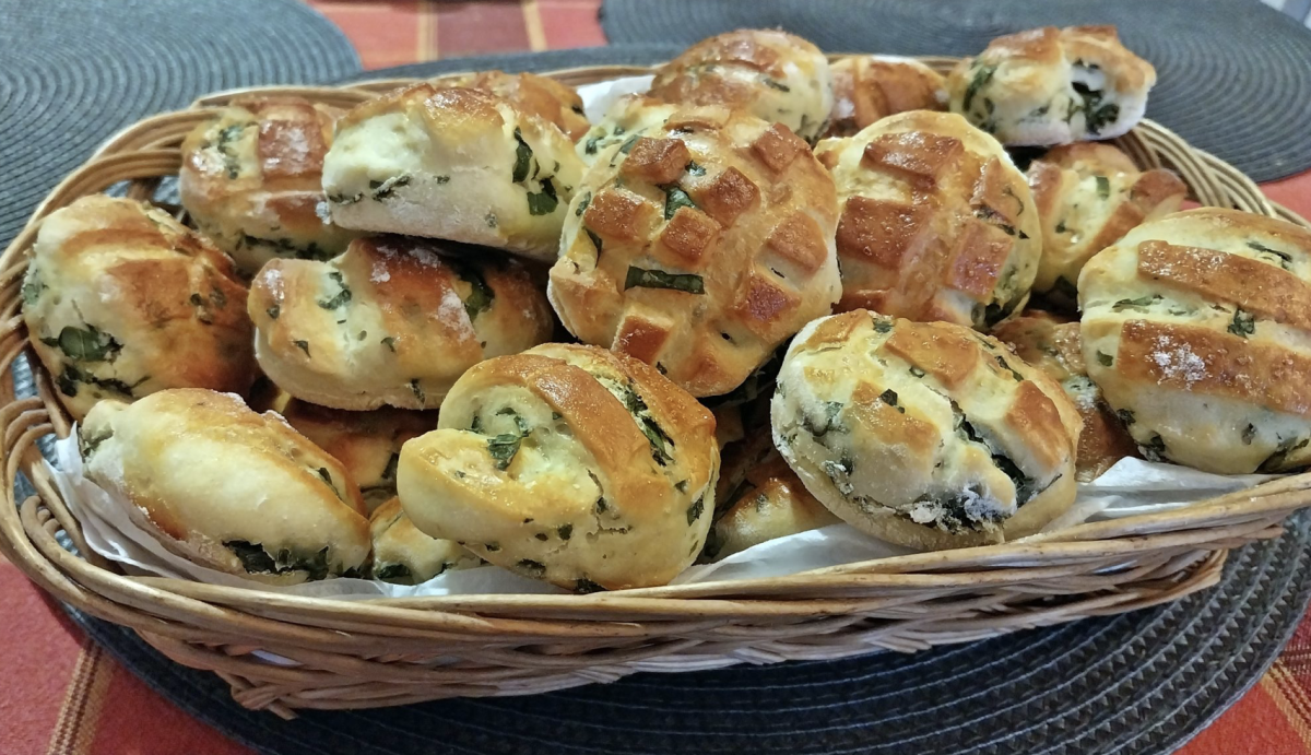 medvehagymás pogácsa - Featured