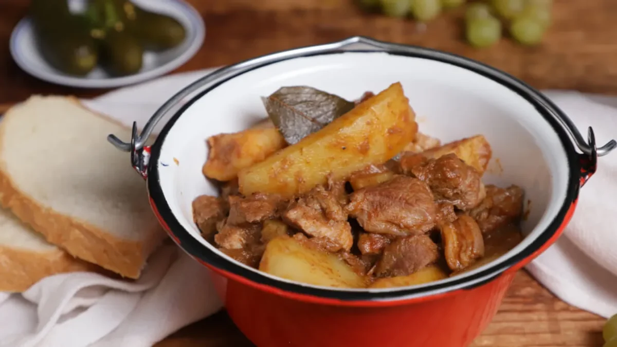 pincepörkölt - Featured