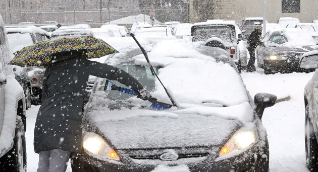 5 dolog, amit télen nem szabad a kocsiban hagyni 3 5 dolog, amit télen nem szabad a kocsiban hagyni - 1