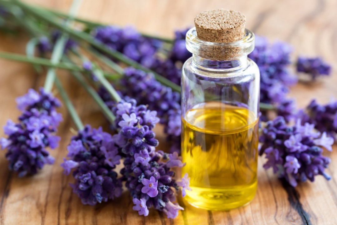 Hogyan készítsünk házi parfümöket, hogy a lepedők tiszták és illatosak legyenek 3 Hogyan készítsünk házi parfümöket, hogy a lepedők tiszták és illatosak legyenek