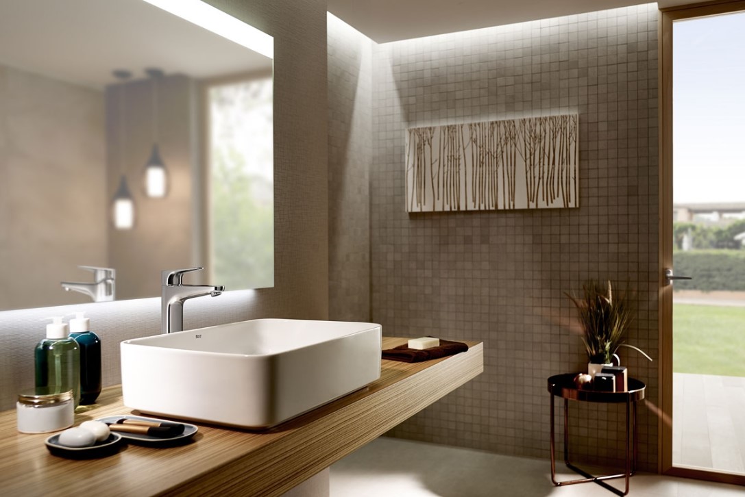 Mondjon búcsút a mosogató alatti hagyományos éjjeliszekrényről: egy új, modern és elegáns trend, amely 2026-ban divatos lesz a fürdőszobákban