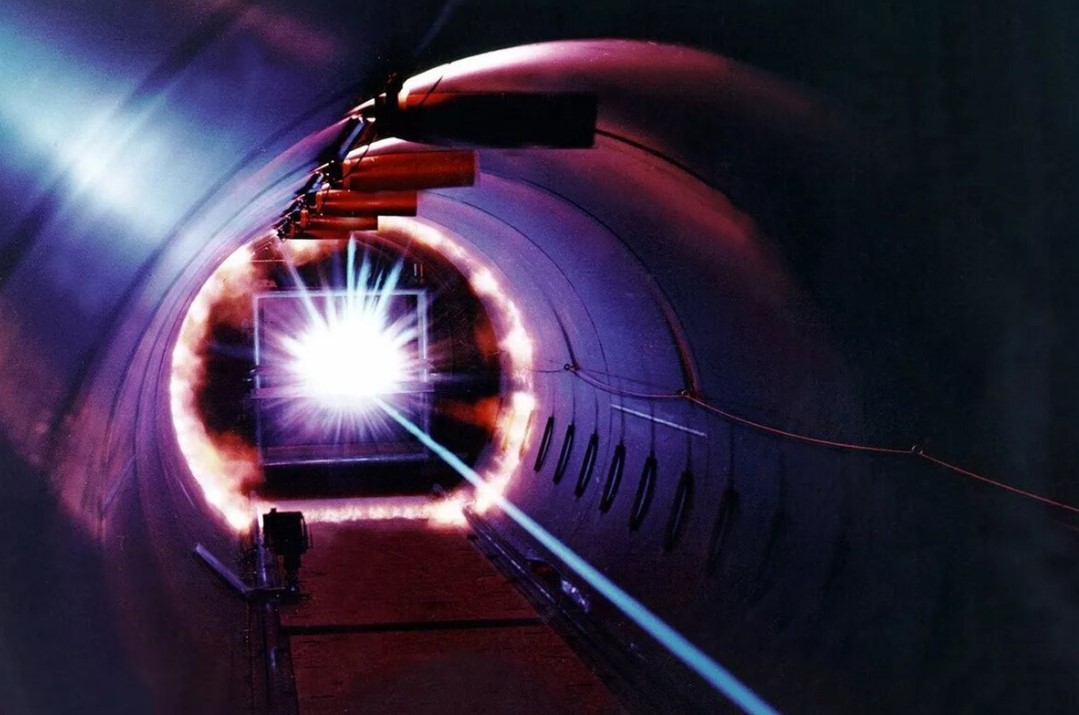 Forradalom a tudományban: Új, asztali méretű részecskegyorsító születik