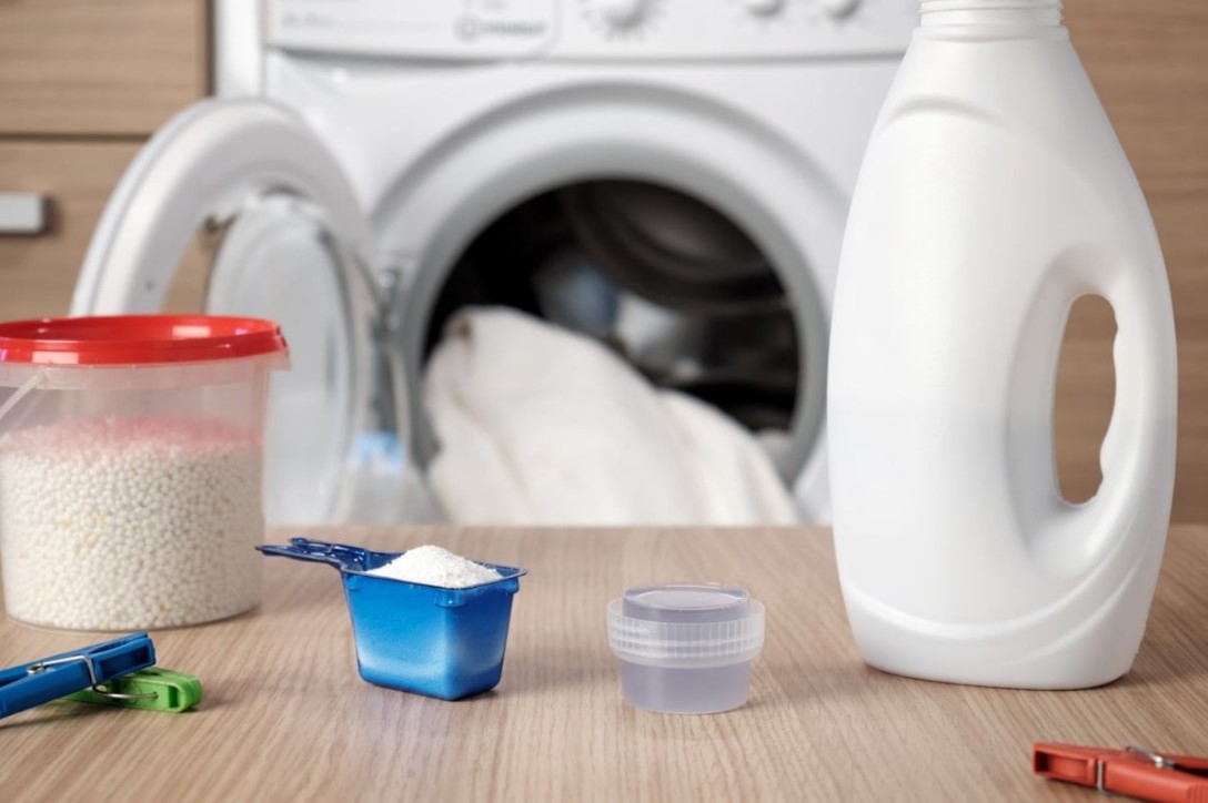 Két evőkanállal teszek a dobba az öblítő helyett: az ágynemű finom illatú, a dob pedig makulátlanul tiszta