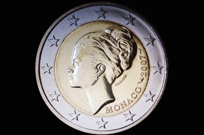 Ez a 2 eurós érme 40 000 eurót ér? A hihetetlen történet, ami minden pénzgyűjtőt meglepett 3 Ez a 2 eurós érme 40 000 eurót ér? A hihetetlen történet, ami minden pénzgyűjtőt meglepett