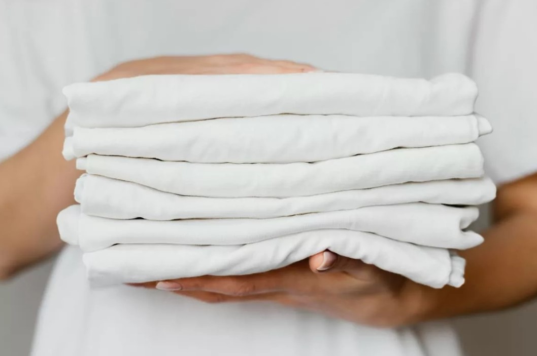 A mosógépben történő mosás után a ruhák puhábbá és tisztábbá tételének titka: mindössze egy teniszlabdára van szüksége 4 A mosógépben történő mosás után a ruhák puhábbá és tisztábbá tételének titka: mindössze egy teniszlabdára van szüksége