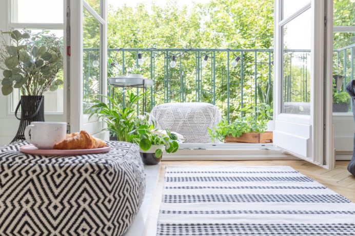 Városi zöld oázis a saját erkélyeden: 5 okos trükk, amit most azonnal kipróbálhatsz 4 Városi zöld oázis a saját erkélyeden: 5 okos trükk, amit most azonnal kipróbálhatsz