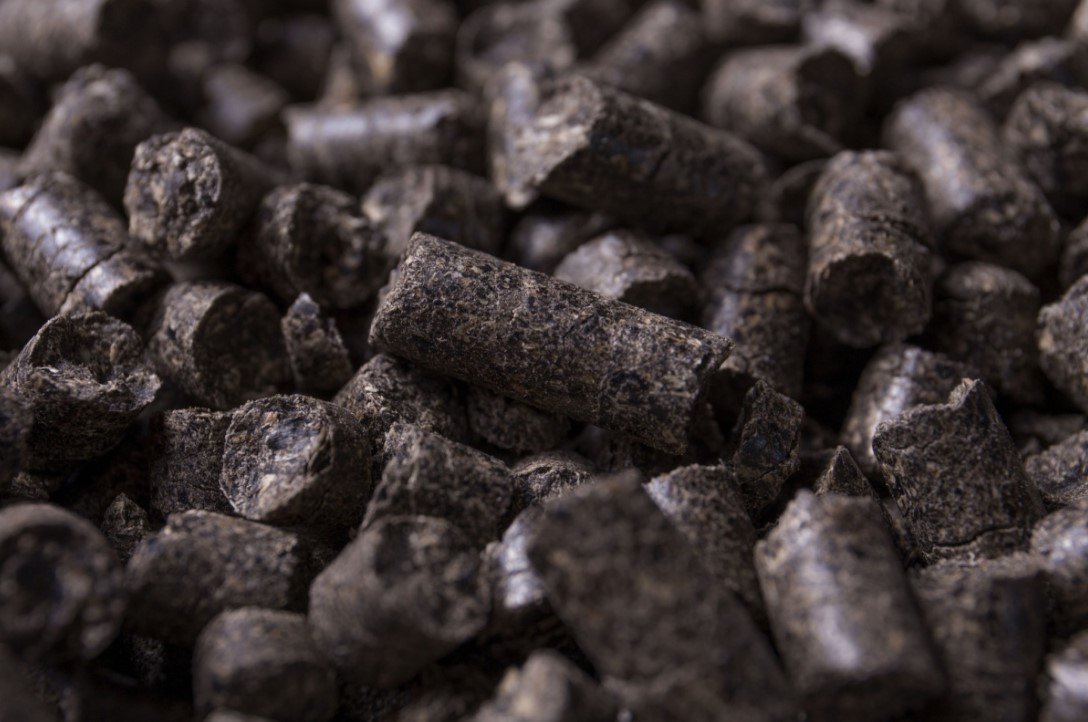 A tudósok bioszént állítanak elő fahulladékból, amely ugyanolyan erős, mint sok más anyag 4 A tudósok bioszént állítanak elő fahulladékból, amely ugyanolyan erős, mint sok más anyag