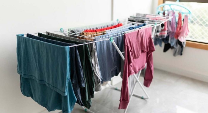 Hogyan szárítsuk meg a ruhákat télen, hogy ne legyen dohos szaga 4 Hogyan szárítsuk meg a ruhákat télen, hogy ne legyen dohos szaga