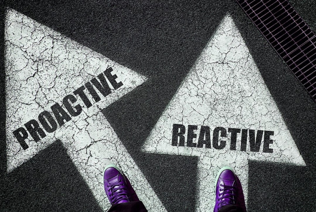 Jane Austen: „Nem a szavaink és gondolataink határoznak meg minket, hanem a tetteink” 4 Jane Austen: „Nem a szavaink és gondolataink határoznak meg minket, hanem a tetteink”