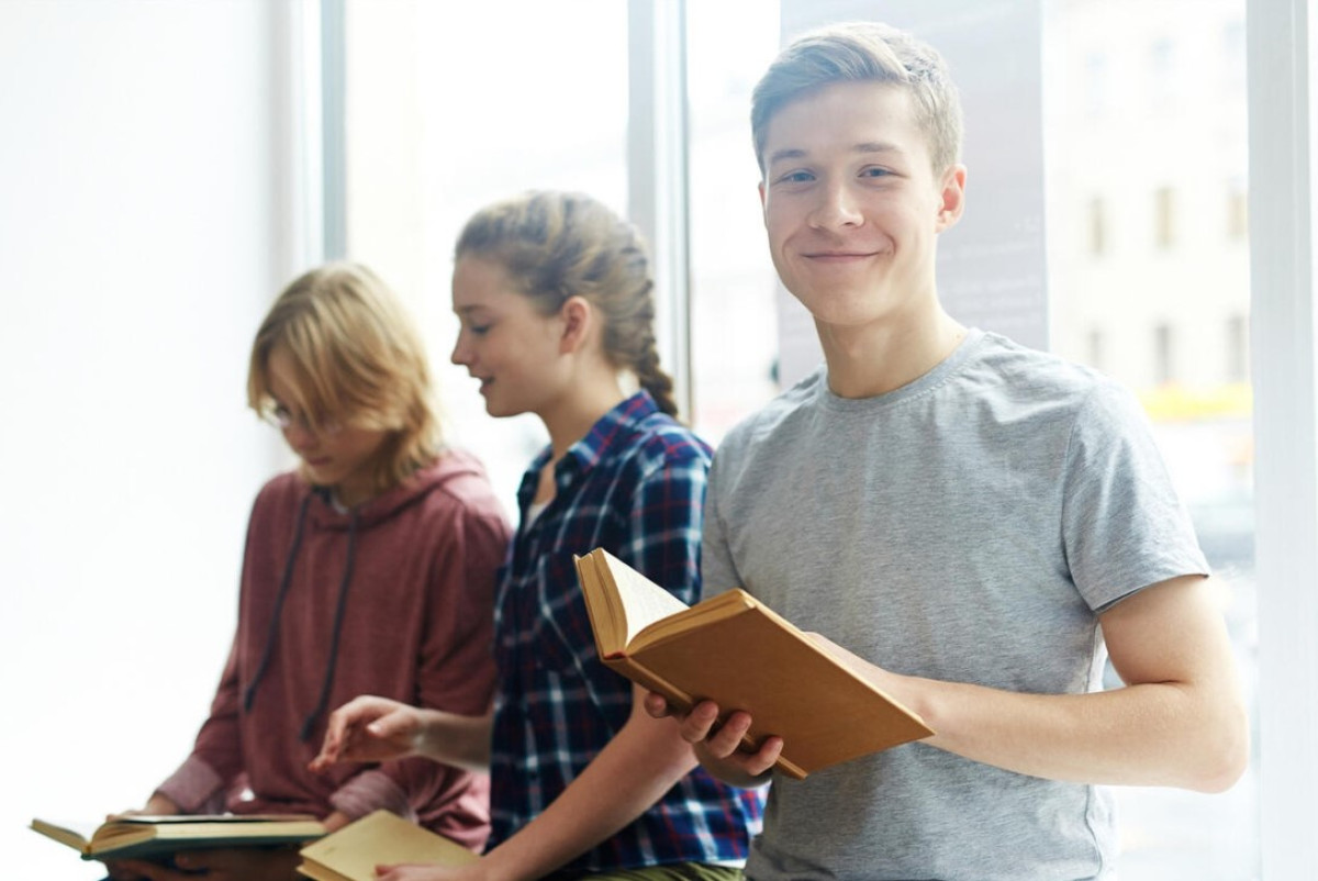 A serdülőkor mint a szorongás oka: pszichológiai perspektíva 2 A serdülőkor mint a szorongás oka: pszichológiai perspektíva