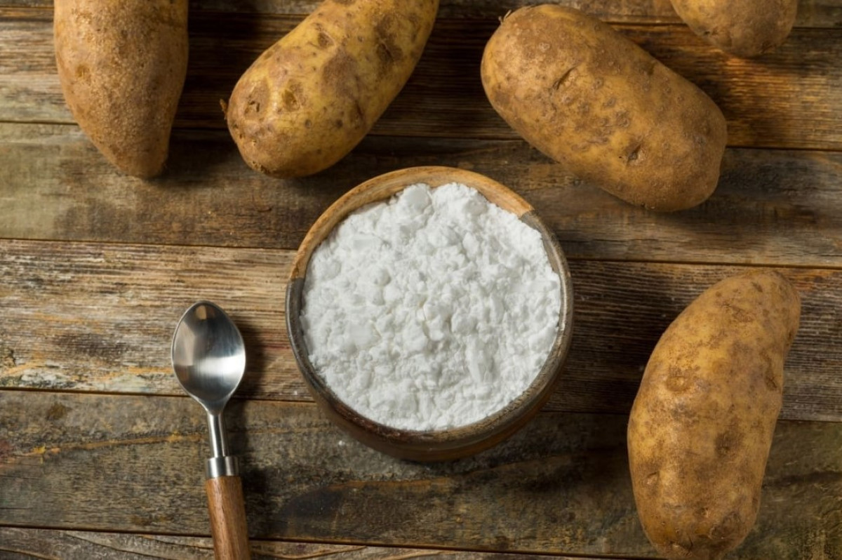 Burgonyahéj és szódabikarbóna: természetes módszer rozsdafoltok eltávolítására