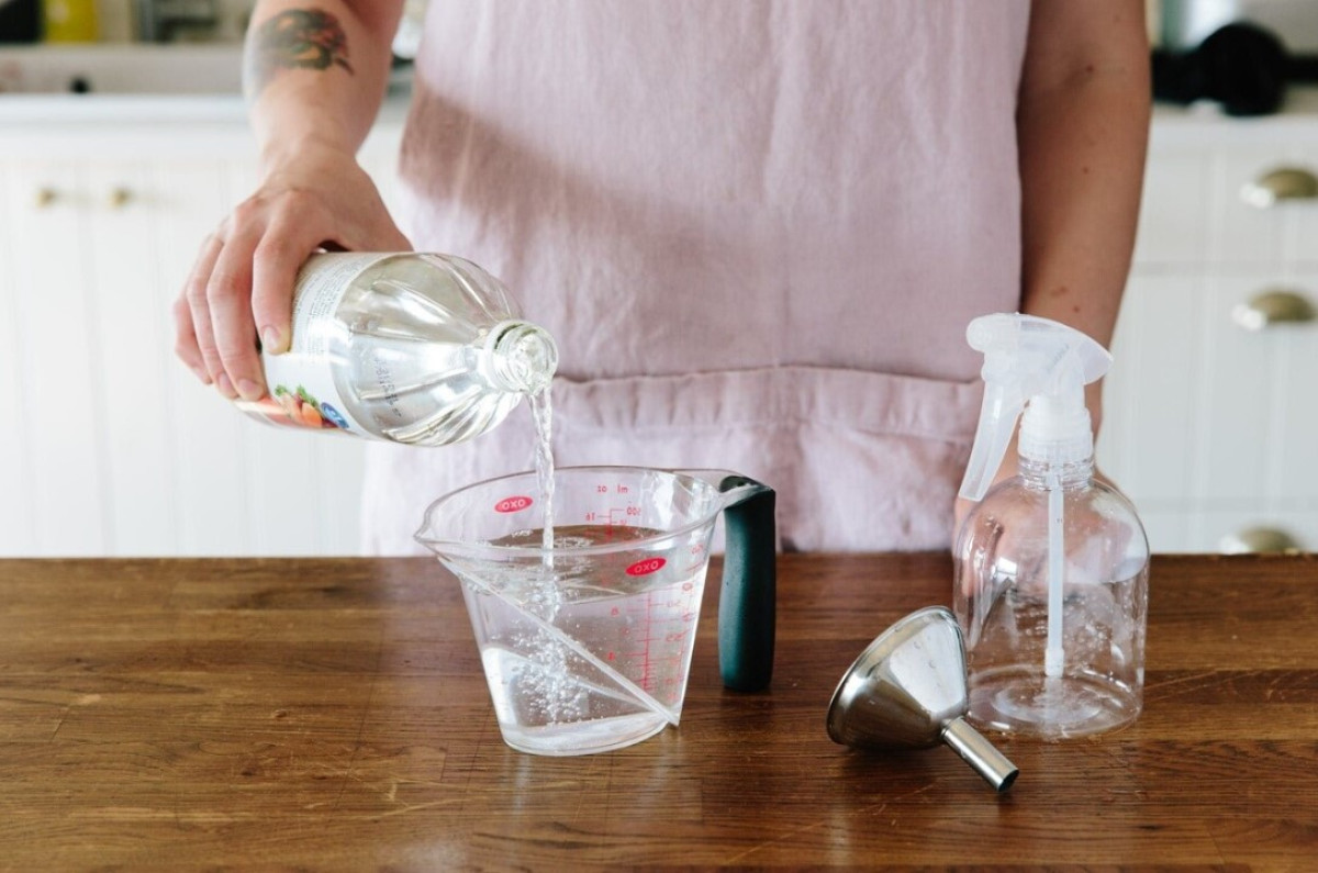 Ecet és hidrogén-peroxid: Természetes tisztítás otthon vegyszerek nélkül