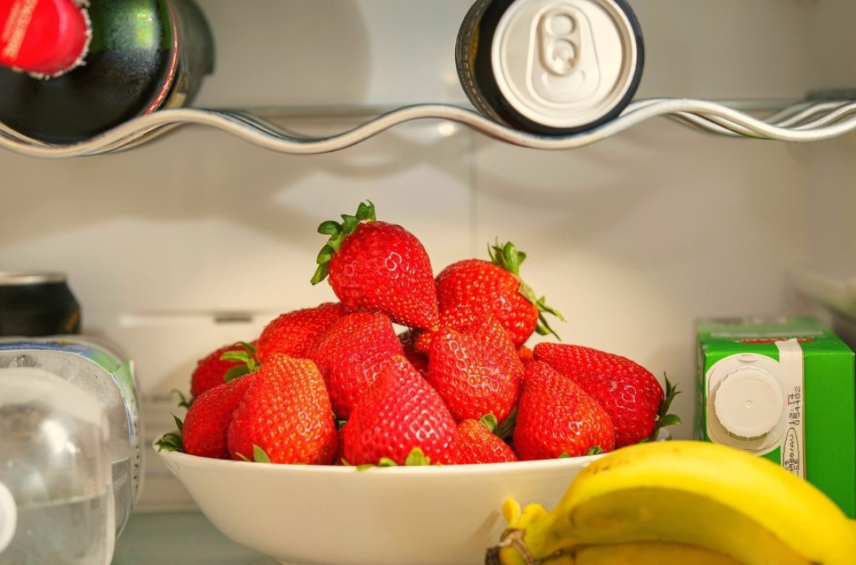 Ha az epret ilyen módon tárolják a hűtőszekrényben, akkor 15 napig frissek maradnak, és nem borulnak...