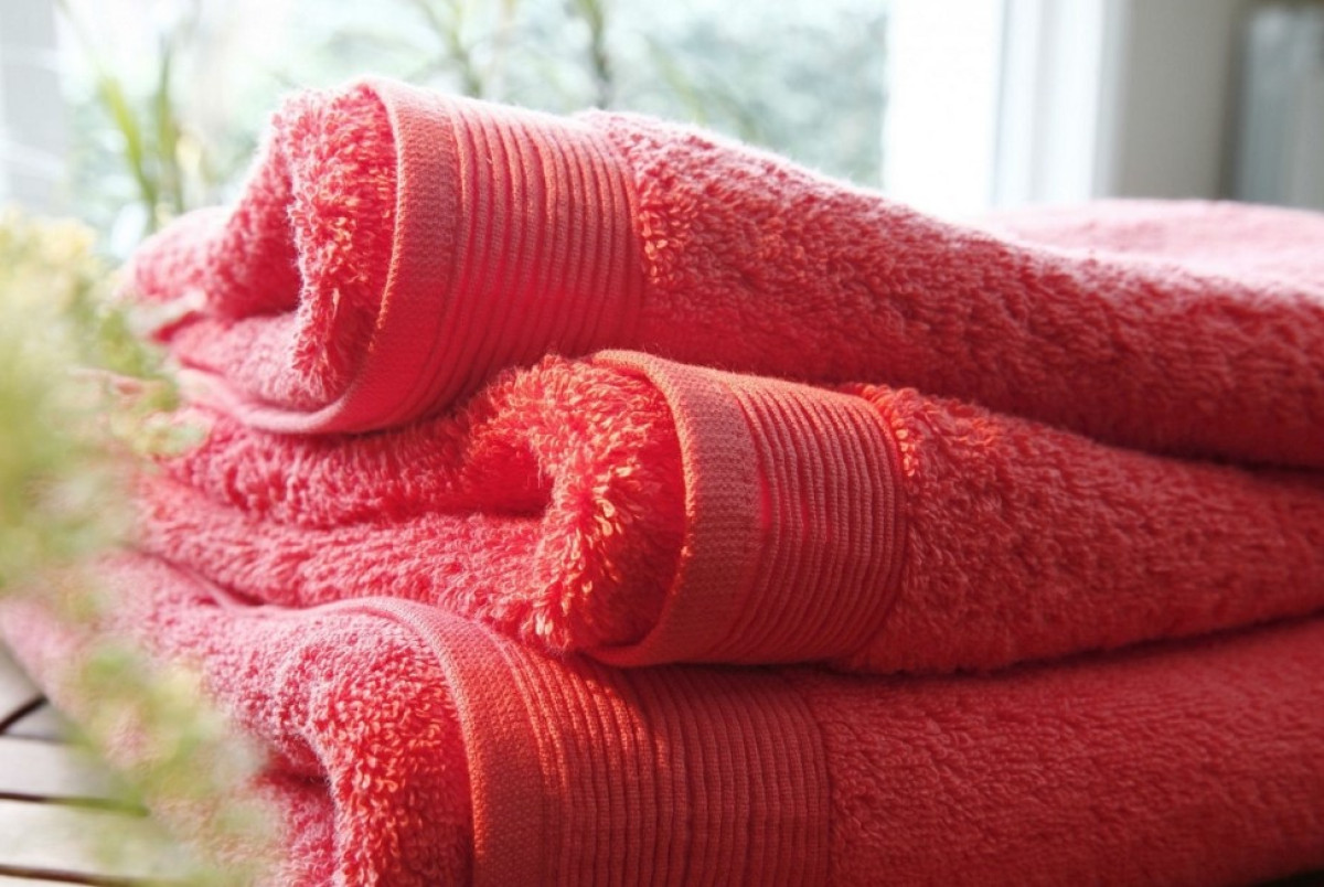 Miért érdemes otthon tartani egy piros törülközőt? A nővér világosan elmagyarázza